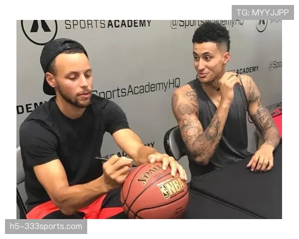 库兹马利用无球跑动提升得分效率，明显拉开与队内射手差距