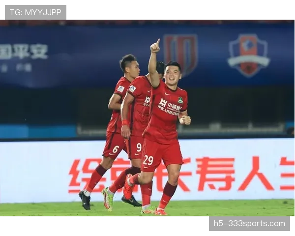 劳塔罗禁区前插撕防更高效：终结能力如何实现赛季跃升？